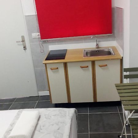 מאלגה Estudio Encantador Cerca Del Carrefour Rosaleda 1 מראה חיצוני תמונה