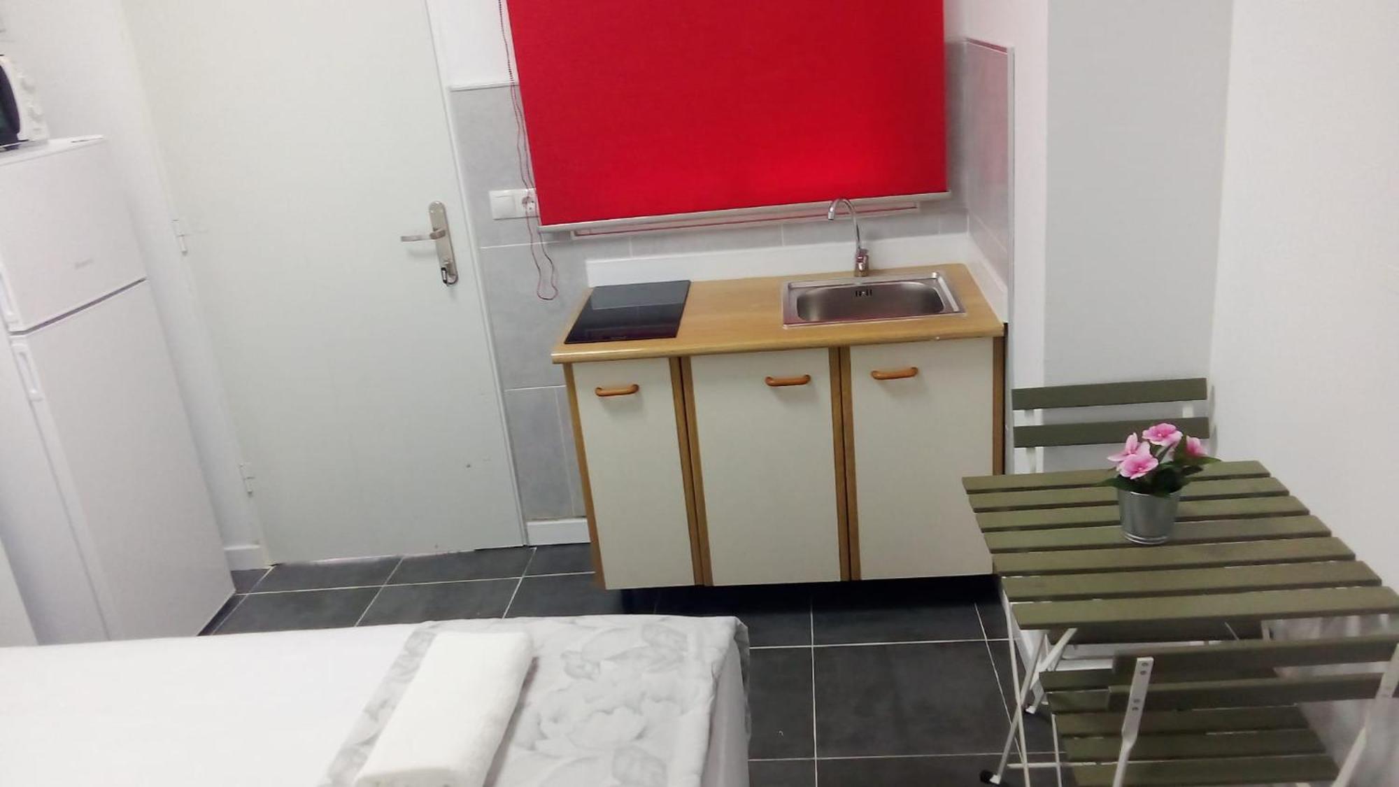מאלגה Estudio Encantador Cerca Del Carrefour Rosaleda 1 מראה חיצוני תמונה
